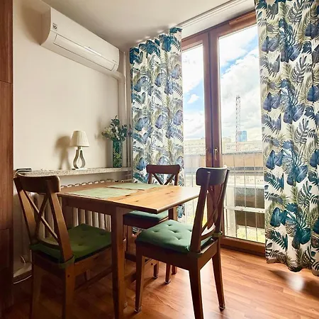 شقة Park Mirowski Standard *