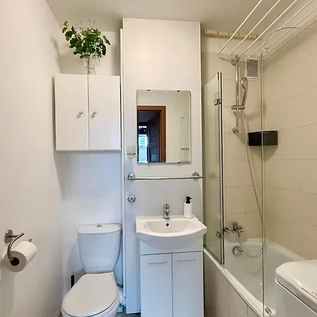 Apartment Park Mirowski Standard Warsaw