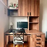 Park Mirowski Standard Daire Varşova